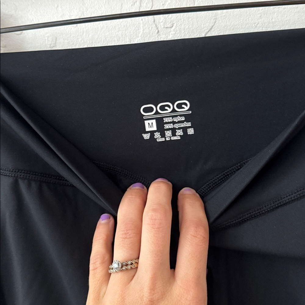 OQQ Medium Black Flare Wide Leg Pull On Athletic Casual Pants NEW - Picture 3 of 4
